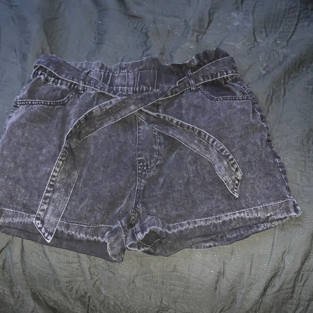 Black/Jean shorts with belt